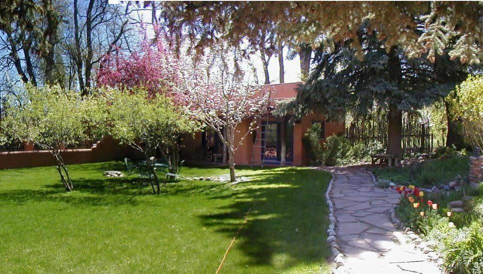 Adobe And Pines Inn Bed And Breakfast Ranchos de Taos Экстерьер фото